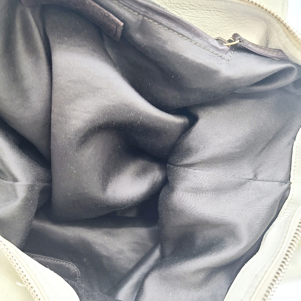 Yves Saint Laurent Leather Bag - Picture 7 of 9